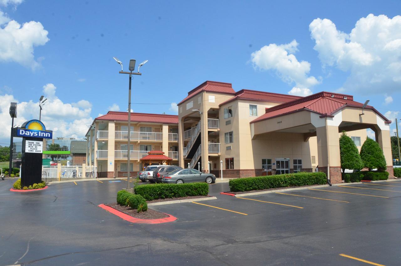 Days Inn By Wyndham Airport Nashville East Exterior photo